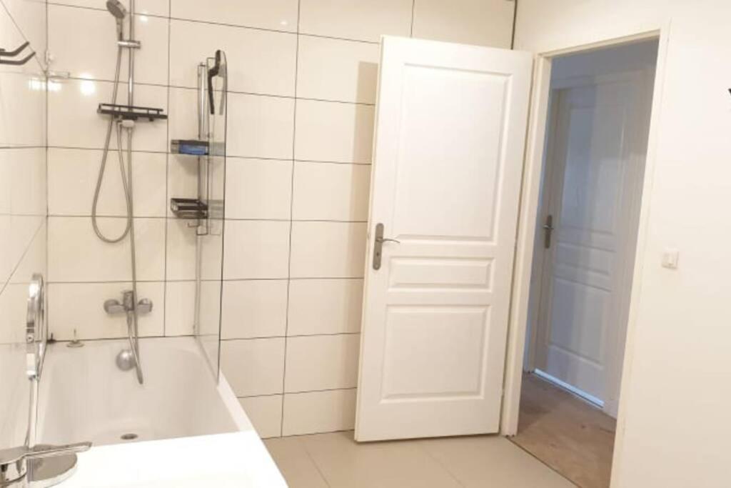 Le Cosy 120M² - 4 Chambres - 8 Personnes Woippy Zewnętrze zdjęcie